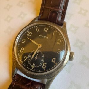 Eterna Militaire « Black Gilt Dial » – Petite Seconde